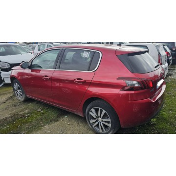 Peugeot 308  Hatchback 2020,  1.5 diesel, automat - Na sprzedaż za 25 999 zł - Pleszew - zdjęcie 2