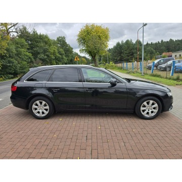 Audi A4 2011,  2.0 diesel, automat - Na sprzedaż za 26 900 zł - Cielcza - zdjęcie 9