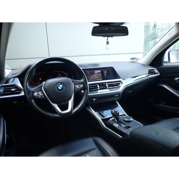 BMW Seria 3 2019,  2.0 diesel, automat - Na sprzedaż za 94 900 zł - Łódź - zdjęcie 6