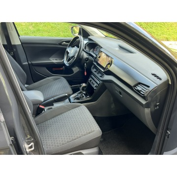 Volkswagen T-Cross  SUV 2020,  1.0 benzyna, automat - Na sprzedaż za 64 999 zł - Gostyń - zdjęcie 7