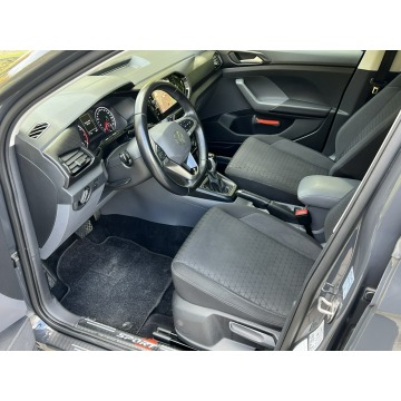 Volkswagen T-Cross  SUV 2020,  1.0 benzyna, automat - Na sprzedaż za 64 999 zł - Gostyń - zdjęcie 10