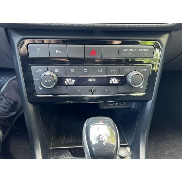 Volkswagen T-Cross  SUV 2020,  1.0 benzyna, automat - Na sprzedaż za 64 999 zł - Gostyń - zdjęcie 12