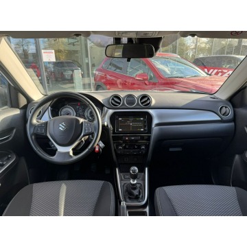 Suzuki Vitara  SUV 2021,  1.4 benzyna - Na sprzedaż za 72 900 zł - Łódź - zdjęcie 5