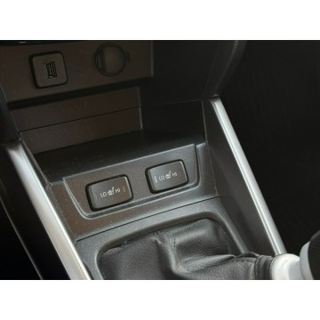 Suzuki Vitara  SUV 2021,  1.4 benzyna - Na sprzedaż za 72 900 zł - Łódź - zdjęcie 10