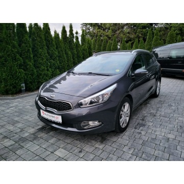 Kia Ceed 2014,  1.6 diesel - Na sprzedaż za 29 900 zł - Jatutów - zdjęcie 9