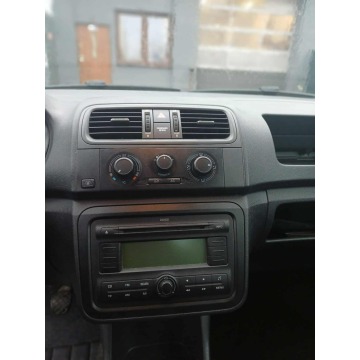 Skoda Fabia  Hatchback 2008,  1.2 benzyna - Na sprzedaż za 5 999,00 zł - Śrem - zdjęcie 9