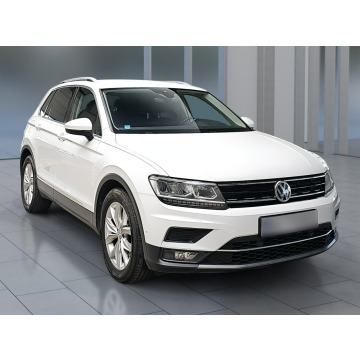 Volkswagen Tiguan  SUV 2019,  2.0 benzyna, automat - Na sprzedaż za 85 900 zł - Janki - zdjęcie 4