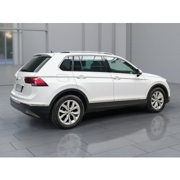 Volkswagen Tiguan  SUV 2019,  2.0 benzyna, automat - Na sprzedaż za 85 900 zł - Janki - zdjęcie 9