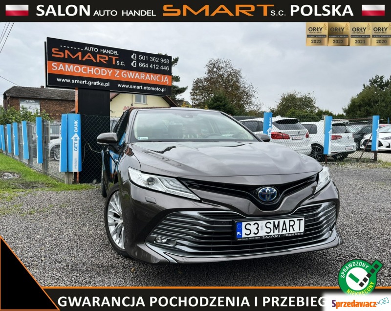 Toyota Camry  Sedan/Limuzyna 2020,  2.5 hybryda, automat - Na sprzedaż za 126 900 zł - Rydułtowy