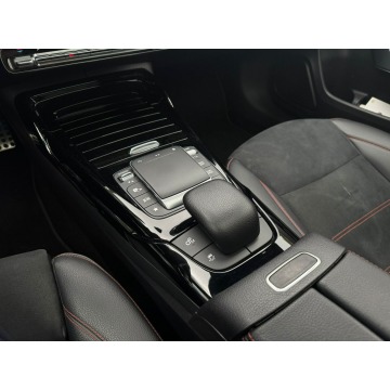 Mercedes - Benz A-klasa  Hatchback 2022,  2.0 benzyna, automat - Na sprzedaż za 149 900 zł - Łódź - zdjęcie 11