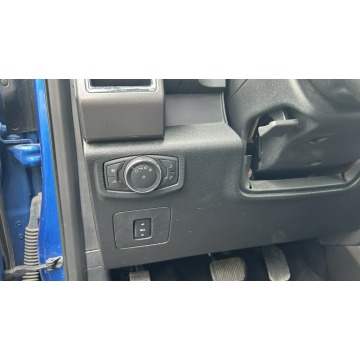 Ford F150 2016,  5.0 benzyna, automat - Na sprzedaż za 117 000 zł - Gdynia - zdjęcie 11