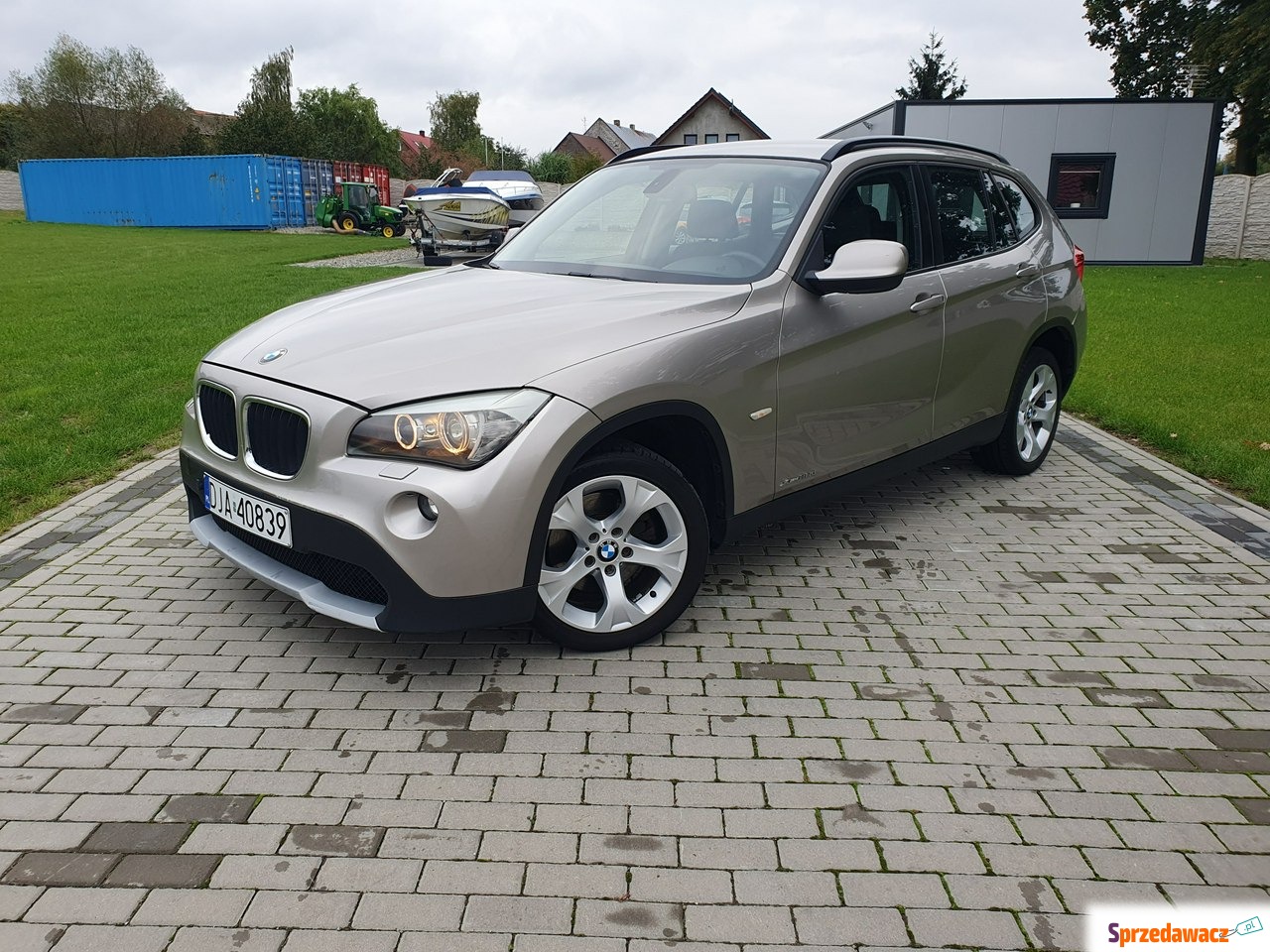 BMW X1 2011