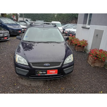 Ford Focus  Hatchback 2006,  1596.0 benzyna - Na sprzedaż za 6 900,00 zł - Janów Lubelski - zdjęcie 2