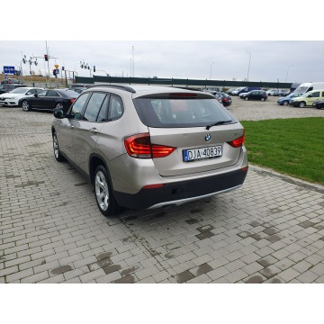 BMW X1  SUV 2011,  2.0 diesel - Na sprzedaż za 26 900 zł - Strobice - zdjęcie 4