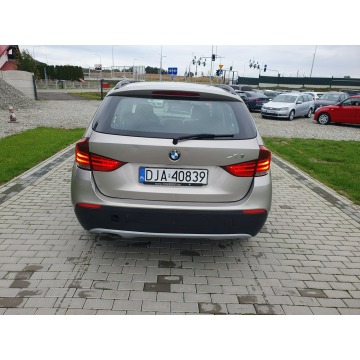 BMW X1  SUV 2011,  2.0 diesel - Na sprzedaż za 26 900 zł - Strobice - zdjęcie 7