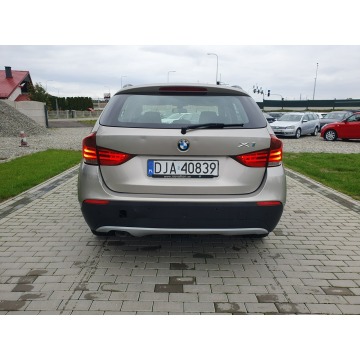 BMW X1  SUV 2011,  2.0 diesel - Na sprzedaż za 26 900 zł - Strobice - zdjęcie 8
