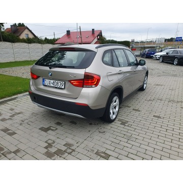 BMW X1  SUV 2011,  2.0 diesel - Na sprzedaż za 26 900 zł - Strobice - zdjęcie 11