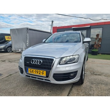 Audi Q5 - navi,panorma,kamera,Tiptronic