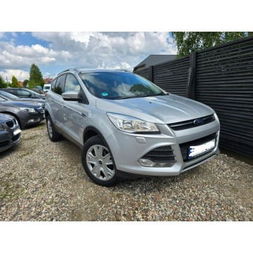 Ford Kuga  SUV 2015,  1.5 benzyna - Na sprzedaż za 38 990 zł - Kościerzyna - zdjęcie 9