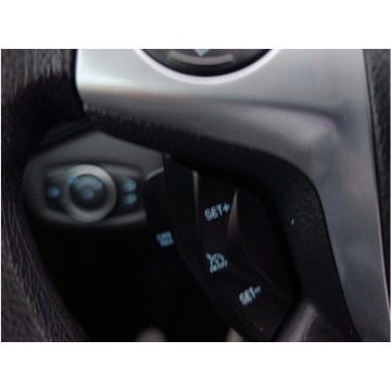 Ford Escape  Terenowy 2016,  1.6 benzyna, automat - Na sprzedaż za 33 900 zł - Warszawa - zdjęcie 7