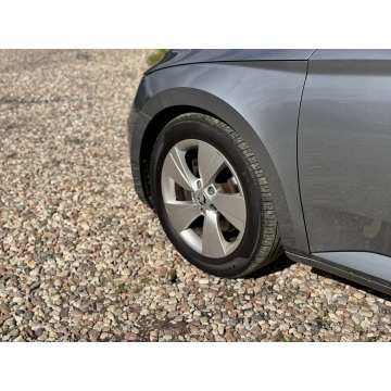 Skoda Superb 2017,  2.0 diesel, automat - Na sprzedaż za 54 900 zł - Reda - zdjęcie 8