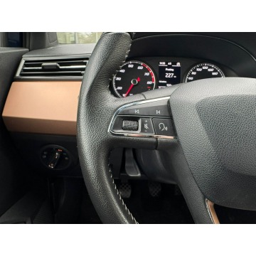 Seat Ibiza  Hatchback 2018,  1.0 benzyna - Na sprzedaż za 39 900 zł - Łódź - zdjęcie 8