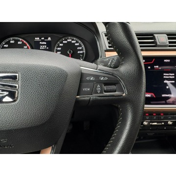 Seat Ibiza  Hatchback 2018,  1.0 benzyna - Na sprzedaż za 39 900 zł - Łódź - zdjęcie 9