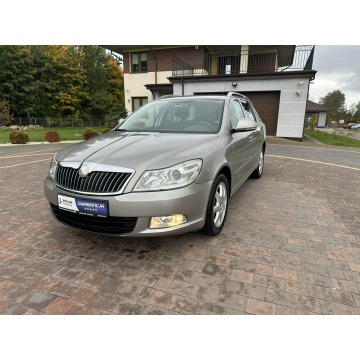 Skoda Octavia 2010,  1.8 benzyna, automat - Na sprzedaż za 17 800 zł - Lipówki - zdjęcie 3