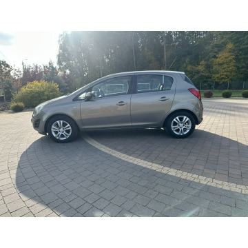 Opel Corsa  Hatchback 2014,  1.4 benzyna - Na sprzedaż za 18 800 zł - Lipówki - zdjęcie 5