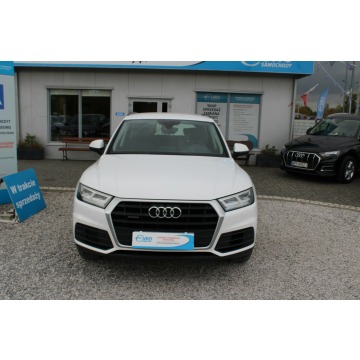 Audi Q5  SUV 2019,  2.0 diesel, automat - Na sprzedaż za 96 899 zł - Warszawa - zdjęcie 3