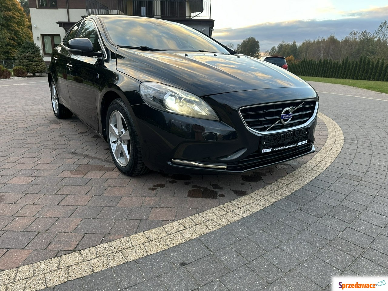 Volvo V40 2015