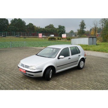 Volkswagen Golf  Hatchback 2002,  1.4 benzyna - Na sprzedaż za 10 900 zł - Goczałkowice-Zdrój - zdjęcie 3