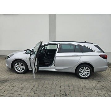 Opel Astra  Kombi 2016,  1.6 diesel - Na sprzedaż za 37 641 zł - Rybnik - zdjęcie 11