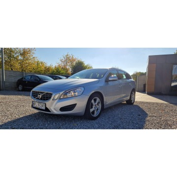 Volvo V60 2011,  1.6 diesel - Na sprzedaż za 25 900 zł - Płock - zdjęcie 3
