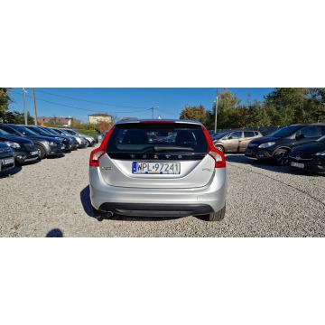 Volvo V60 2011,  1.6 diesel - Na sprzedaż za 25 900 zł - Płock - zdjęcie 9