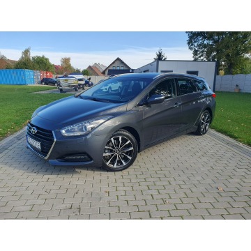 Hyundai i40 - 1.7crdi 140KM Automat Bixenon Ledy Navi Kamera Alu17 Raty Zamiana