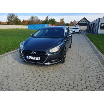 Hyundai i40  Kombi 2017,  1.7 diesel, automat - Na sprzedaż za 48 900 zł - Strobice - zdjęcie 2