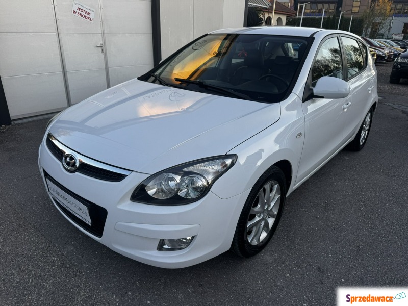 Hyundai i30  Hatchback 2009,  2.0 diesel - Na sprzedaż za 13 500 zł - Gdów