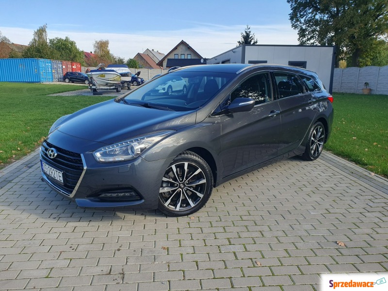 Hyundai i40  Kombi 2017,  1.7 diesel, automat - Na sprzedaż za 48 900 zł - Strobice