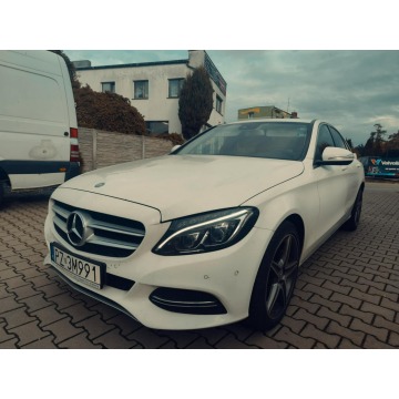 Mercedes C 180 - Prywatny * Zarejestrowany * Serwisowany * Felgi AMG * Skóra