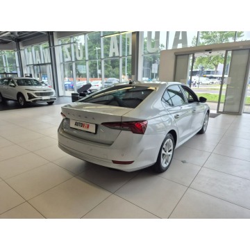 Skoda Octavia  Sedan/Limuzyna 2022,  1.5 benzyna - Na sprzedaż za 69 900 zł - Kraków - zdjęcie 3