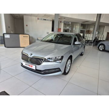 Skoda Superb  Sedan/Limuzyna 2022,  2.0 benzyna, automat - Na sprzedaż za 93 900 zł - Kraków - zdjęcie 7