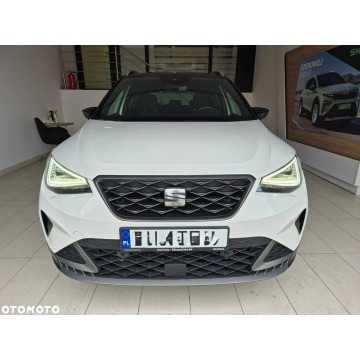 Seat Arona  SUV 2022,  1.0 benzyna, automat - Na sprzedaż za 78 900 zł - Kraków - zdjęcie 3