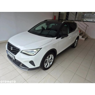 Seat Arona  SUV 2022,  1.0 benzyna, automat - Na sprzedaż za 78 900 zł - Kraków - zdjęcie 2