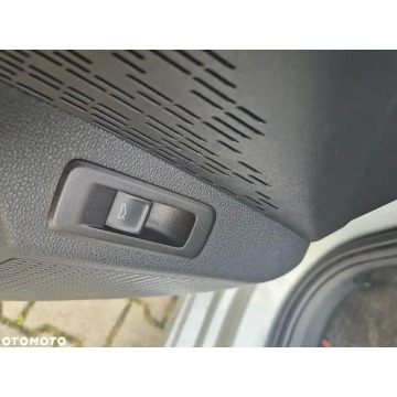 Skoda Octavia 2022,  2.0 benzyna, automat - Na sprzedaż za 86 900 zł - Kraków - zdjęcie 12