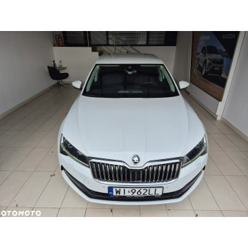 Skoda Superb  Sedan/Limuzyna 2021,  1.5 benzyna - Na sprzedaż za 72 900 zł - Kraków - zdjęcie 3