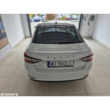 Skoda Superb  Sedan/Limuzyna 2021,  1.5 benzyna - Na sprzedaż za 72 900 zł - Kraków - zdjęcie 7