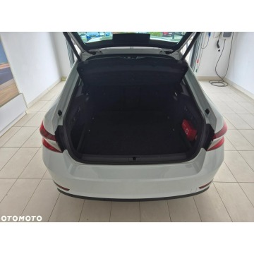 Skoda Superb  Sedan/Limuzyna 2021,  1.5 benzyna - Na sprzedaż za 72 900 zł - Kraków - zdjęcie 8