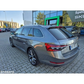 Skoda Superb 2022,  2.0 diesel, automat - Na sprzedaż za 86 900 zł - Kraków - zdjęcie 3
