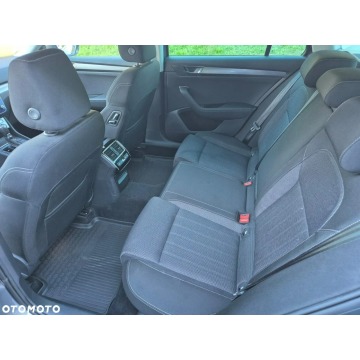 Skoda Superb 2022,  2.0 diesel, automat - Na sprzedaż za 86 900 zł - Kraków - zdjęcie 11